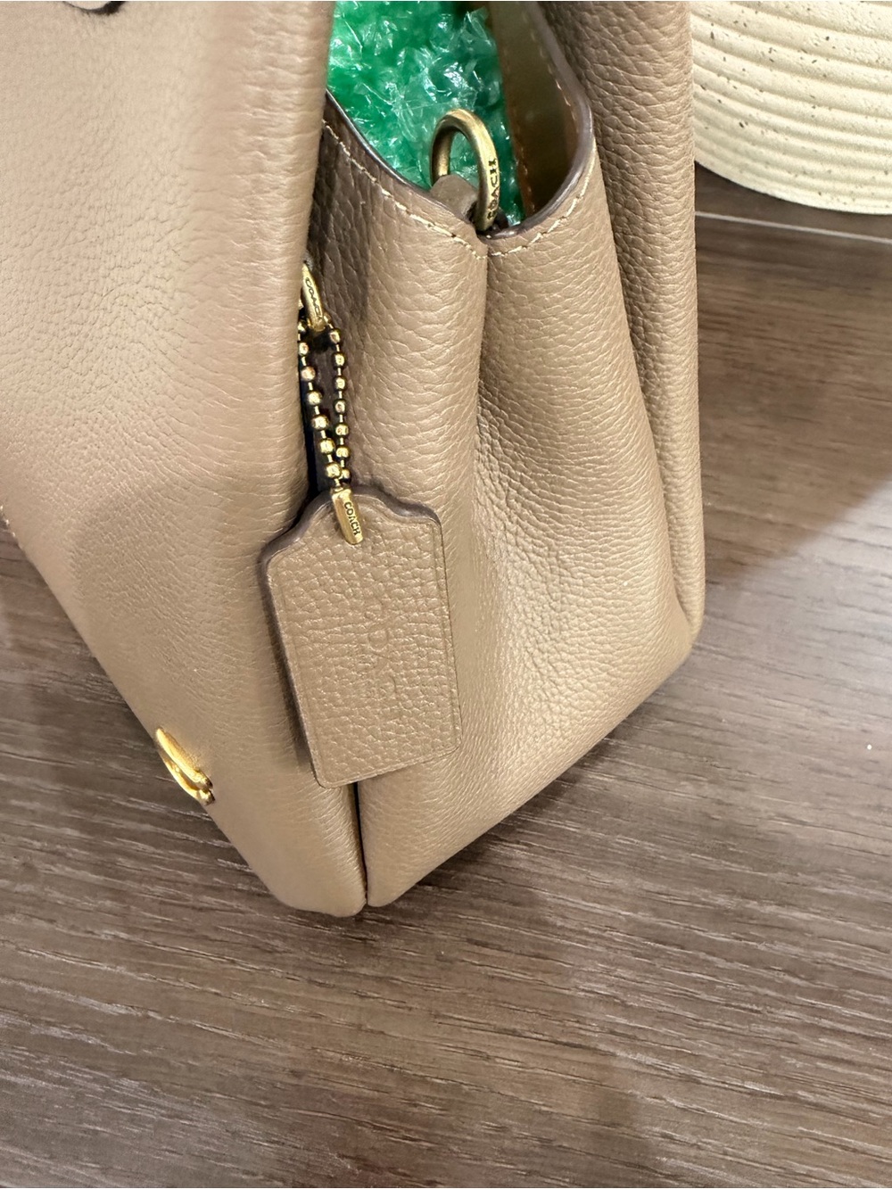 Coach Lana Shoulder Bag 23 - Picture 7 of 11